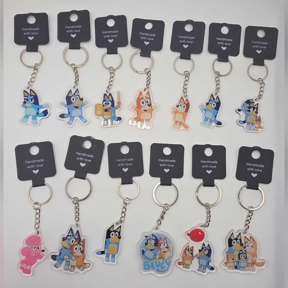 Choose One! Bluey Bingo And Family Keychains Blue Heeler - Picture 2 of 15